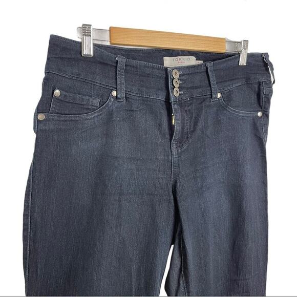Torrid Jegging Super Stretch Mid Wash Jeans 14 T - Picture 5 of 12